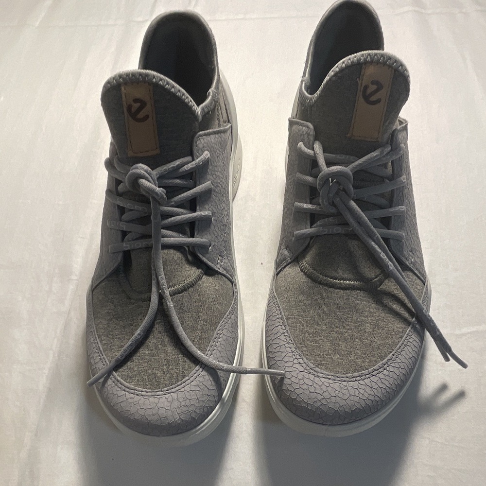 ECCO Men's Gray/White/Tan Athletic Sneakers Lace Up Low Top Casual size 7